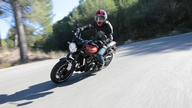 Kawasaki Z900RS video review